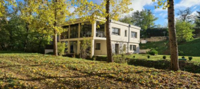 T-2est 46m dons la maison au bord du Canal du Midi